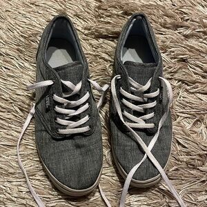 VANS Woman’s 6.5 Gray‎ Low Top Vans